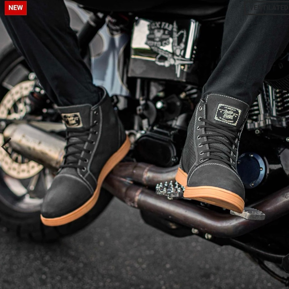 Indie Ridge Men's Black and Tan High-Top Sneakers - Picture 3 of 5